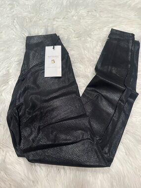 BuffBunny Black Shimmer Textured Leggings cross waist